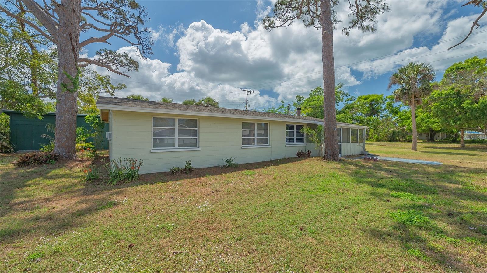 275 BURKE RD