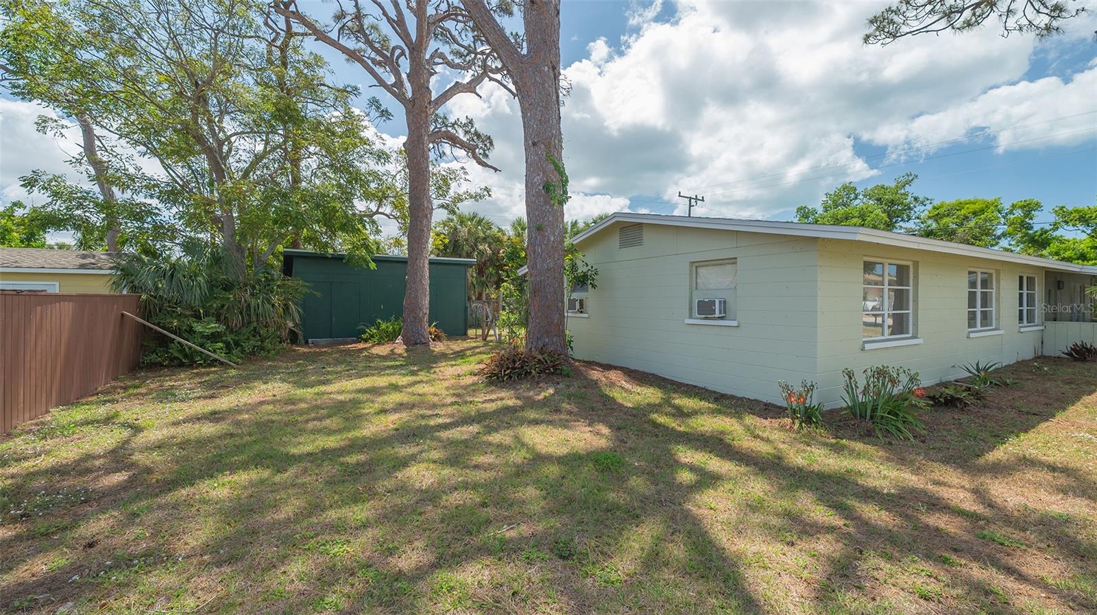 275 BURKE RD