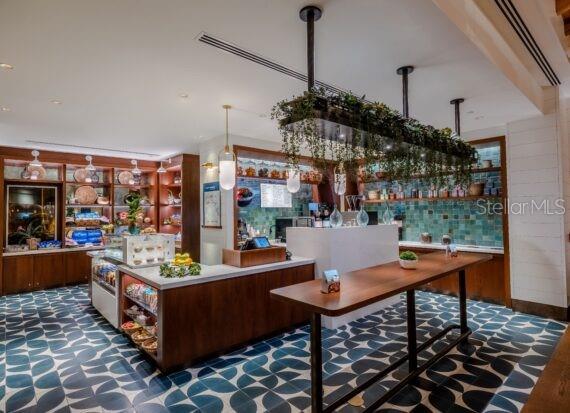 845 BENJAMIN FRANKLIN DR #106