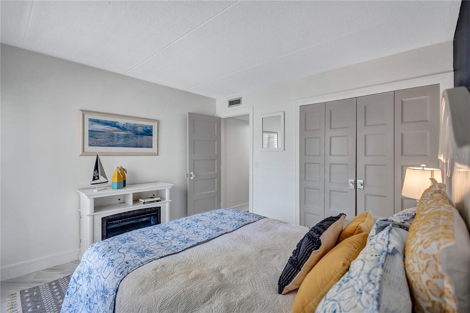 845 BENJAMIN FRANKLIN DR #106