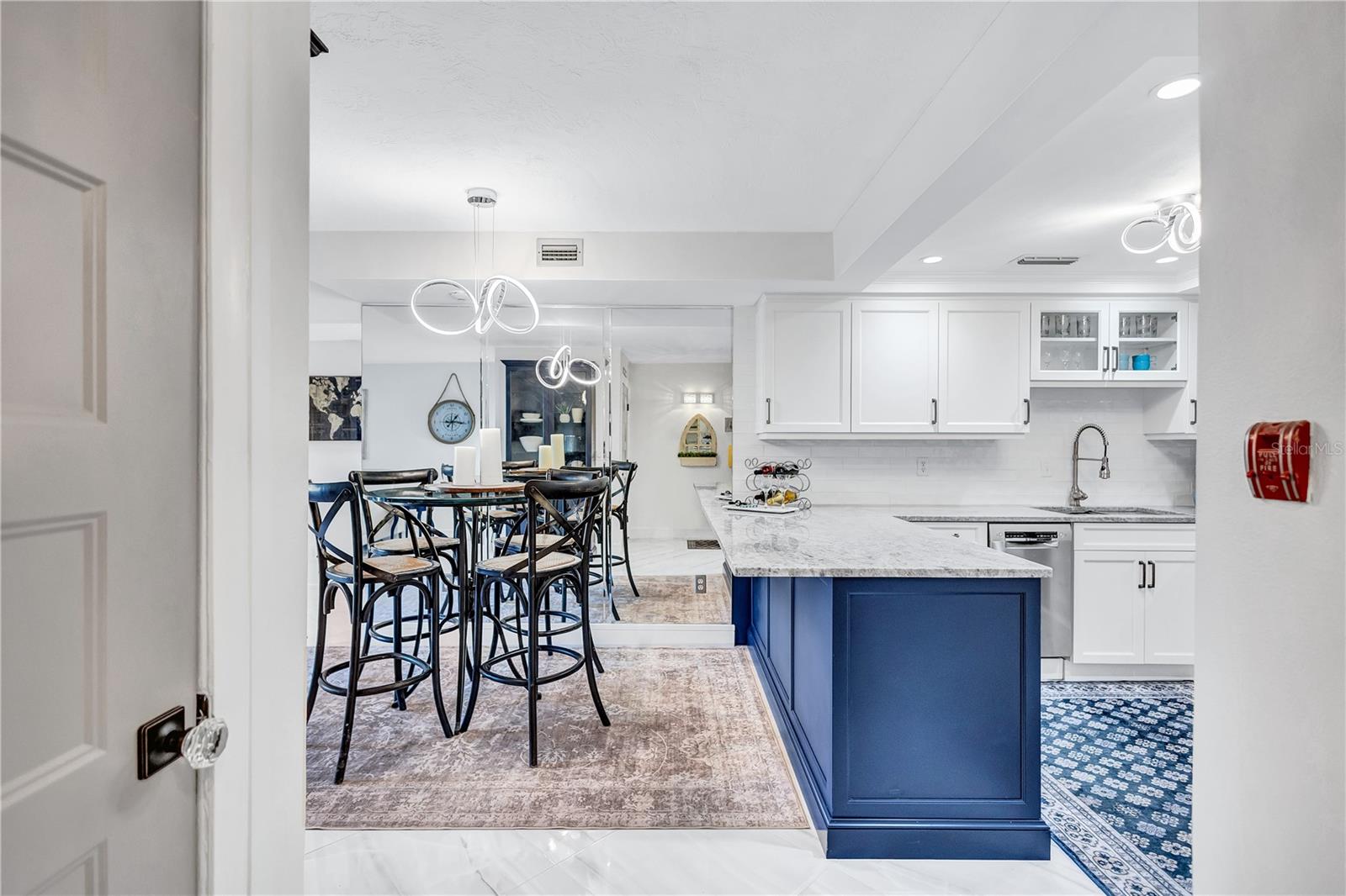 845 BENJAMIN FRANKLIN DR #106