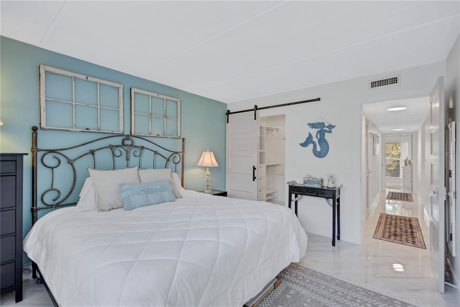 845 BENJAMIN FRANKLIN DR #106