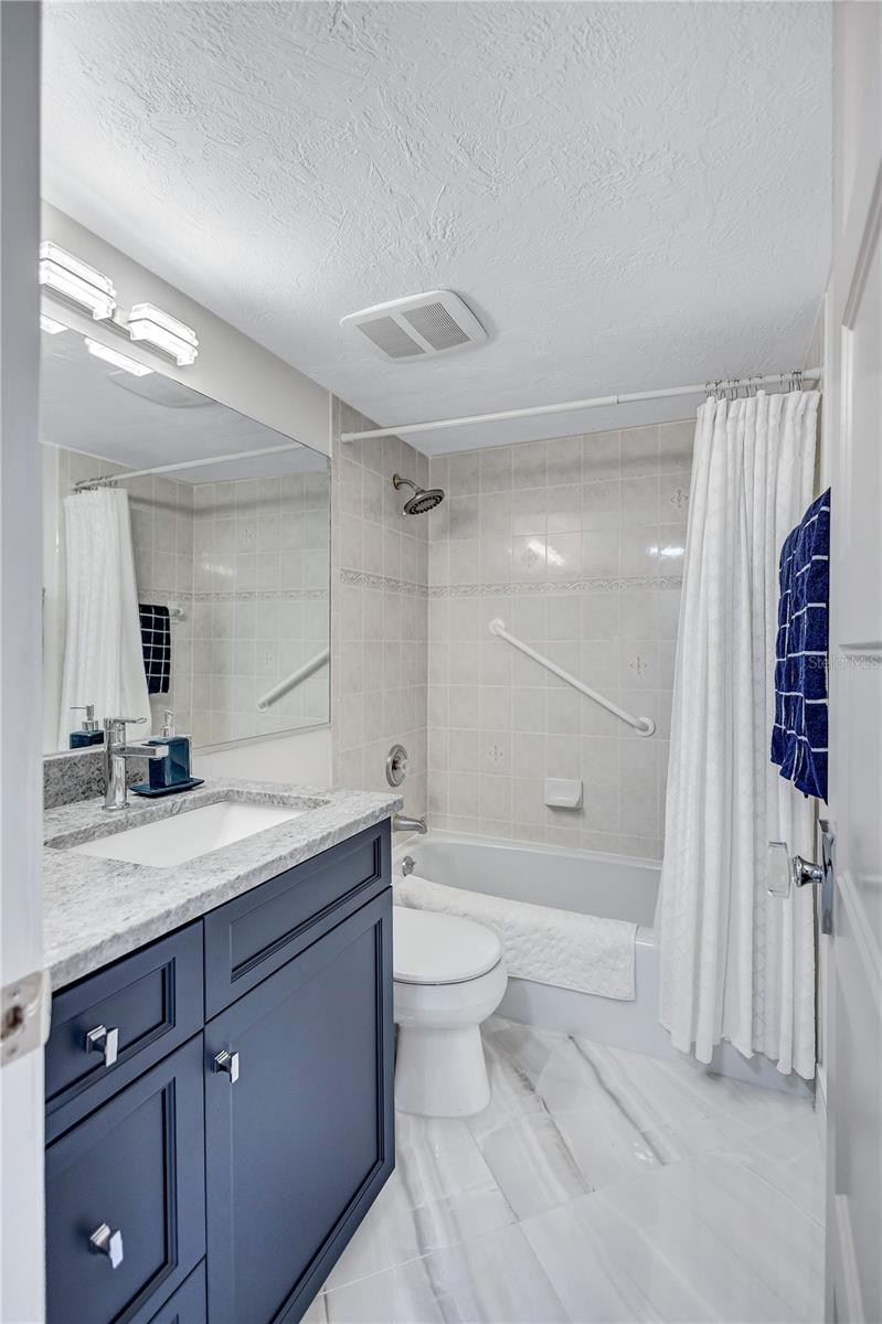 845 BENJAMIN FRANKLIN DR #106