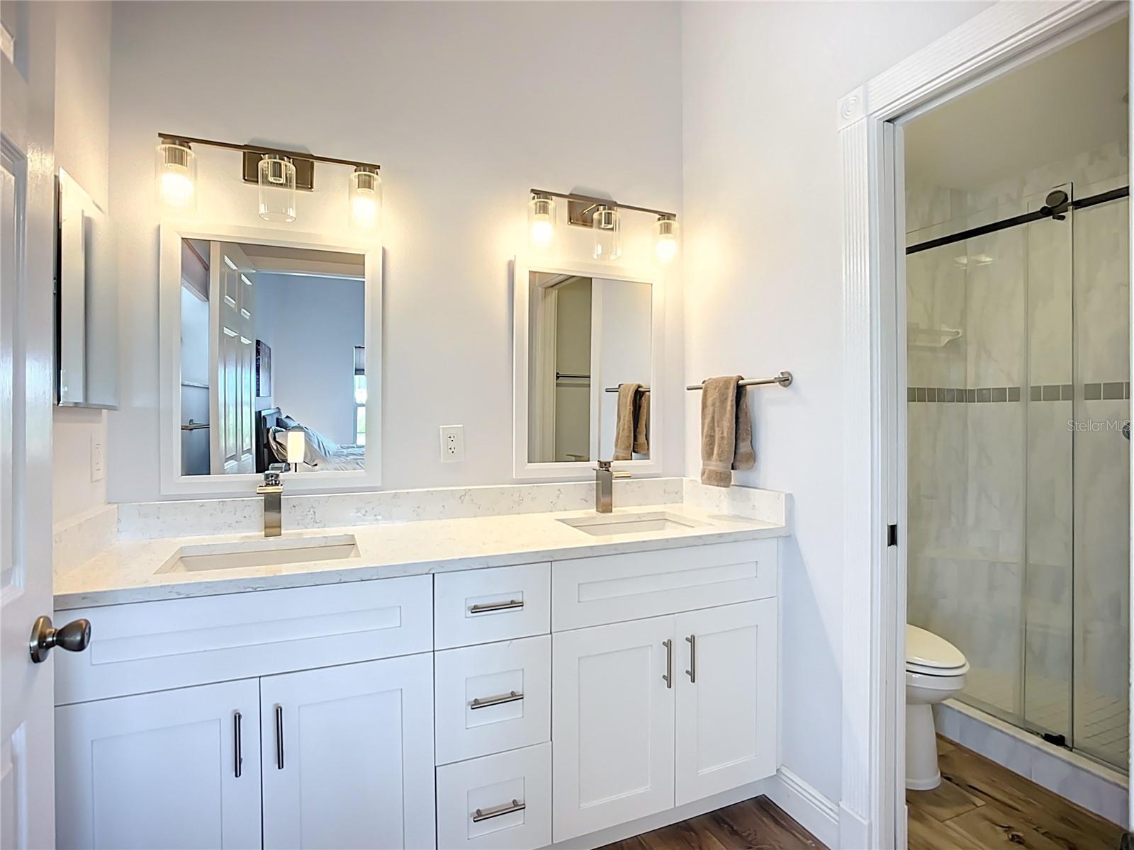 2424 BAY DR #2424/2426