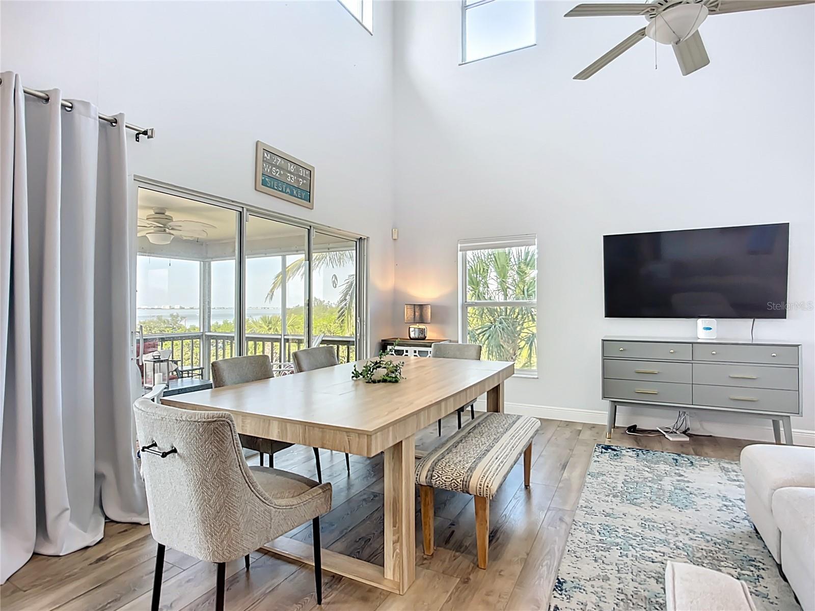 2424 BAY DR #2424/2426