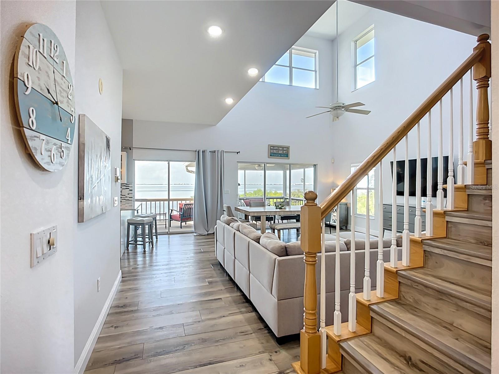 2424 BAY DR #2424/2426