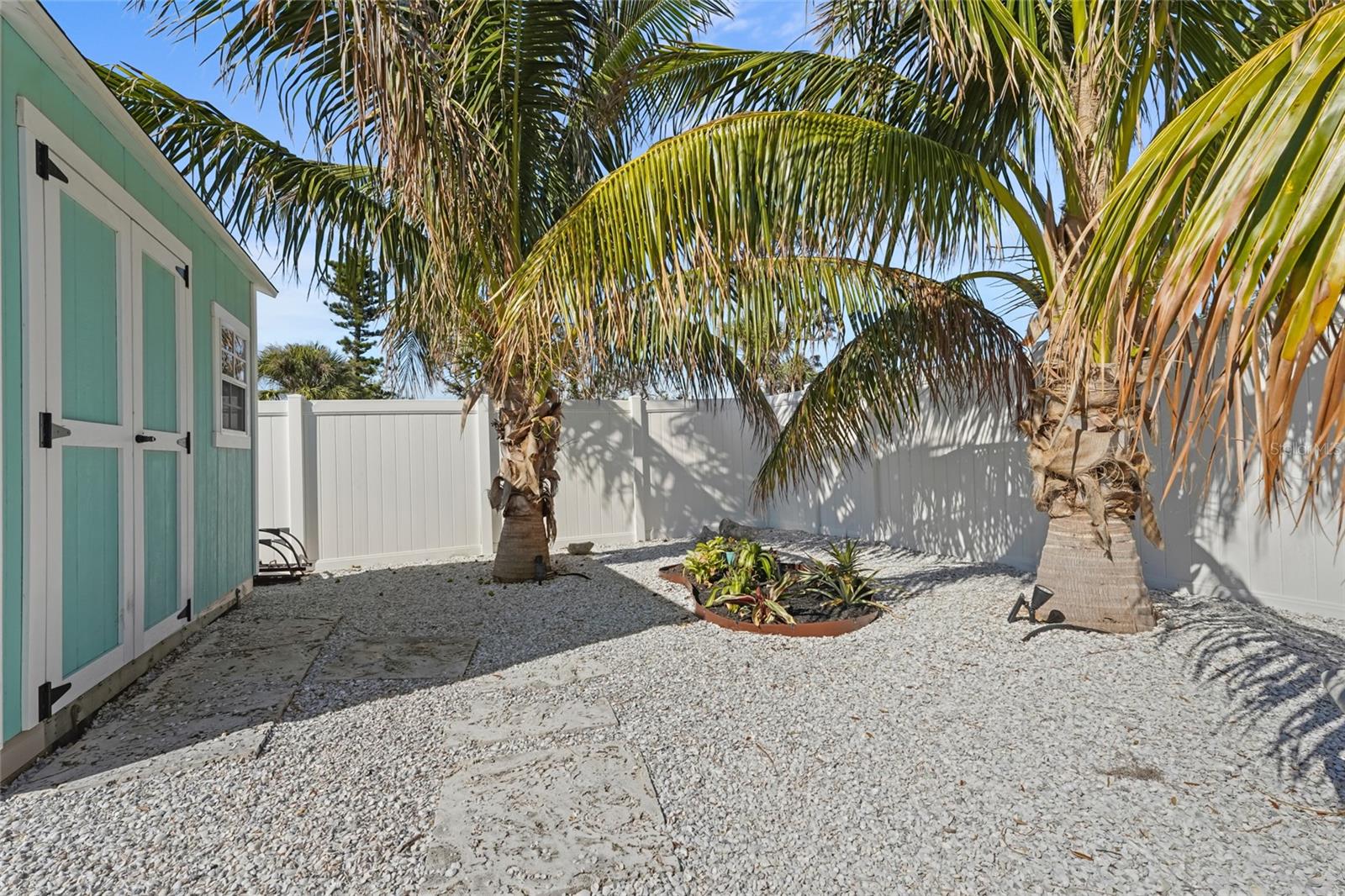 4440 YACHT CLUB DR