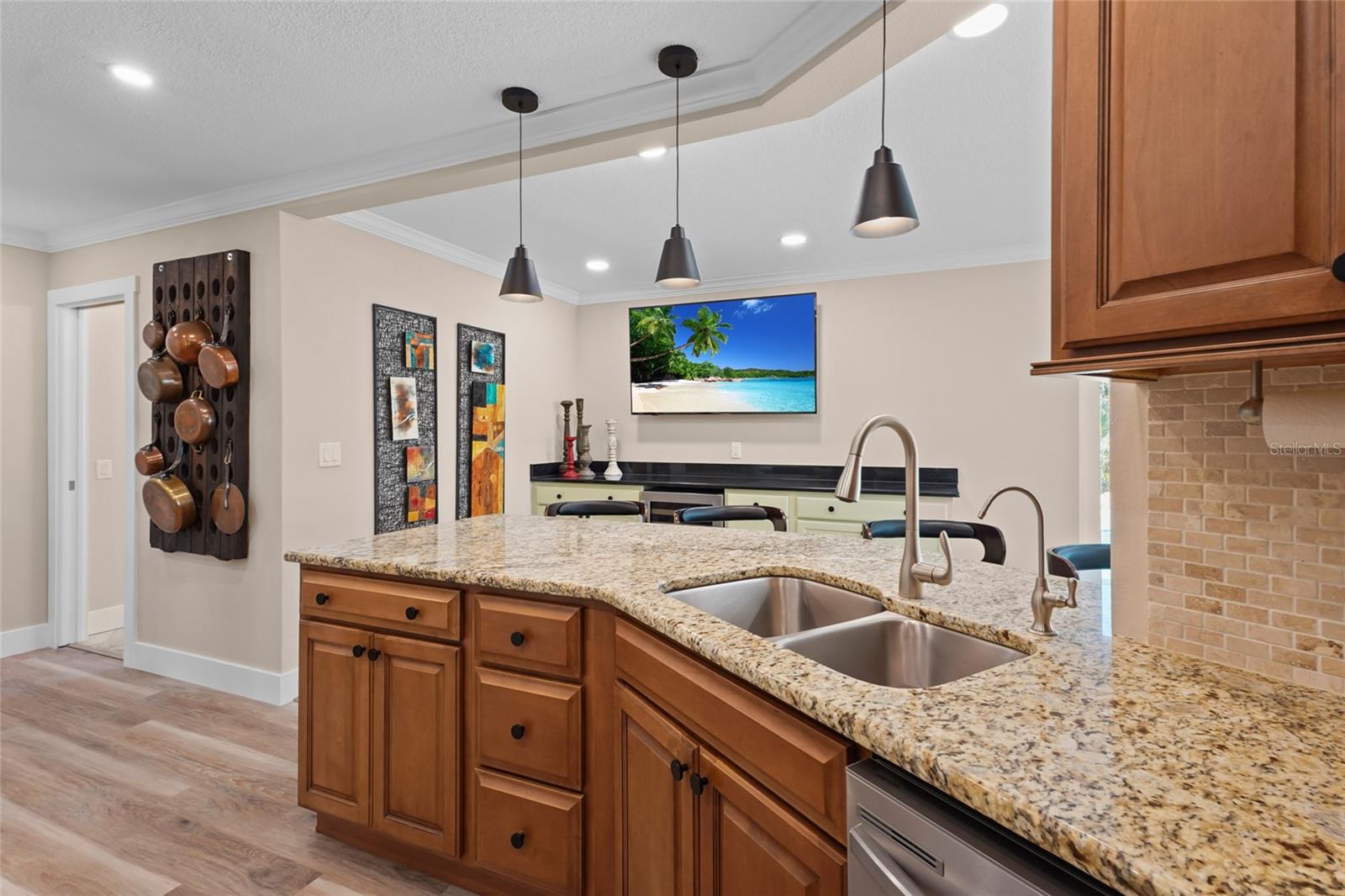 4440 YACHT CLUB DR