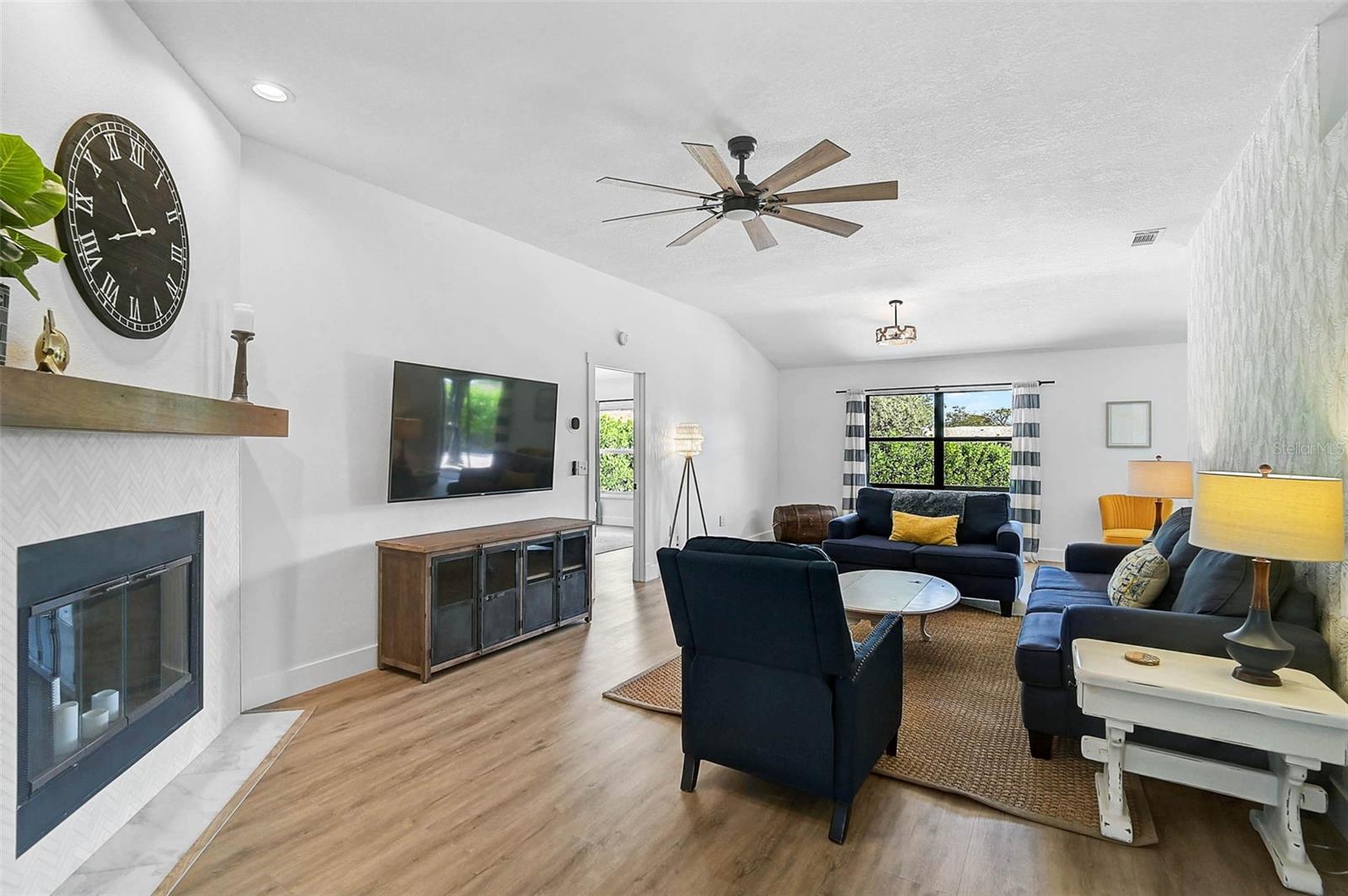 6924 34TH AVE W