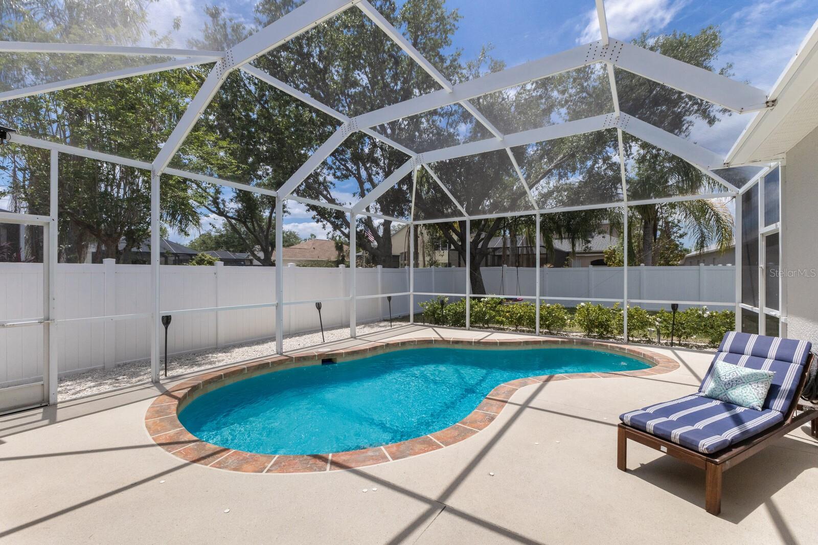 6523 BLUE GROSBEAK CIR