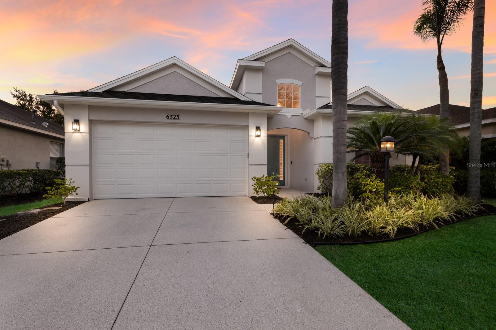 6523 BLUE GROSBEAK CIR