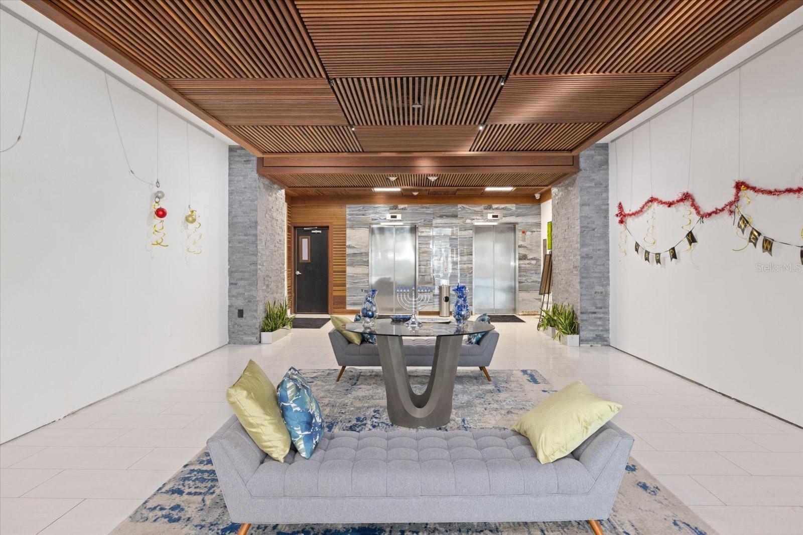 101 S GULFSTREAM AVE #11C