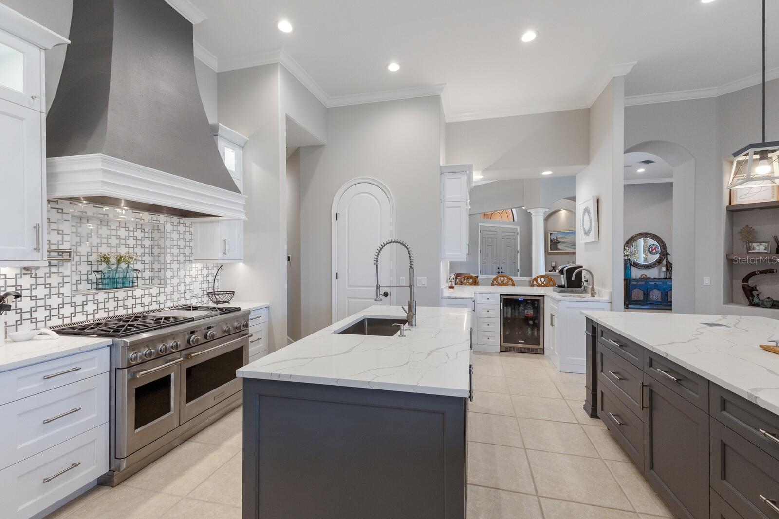 2301 LITTLE COUNTRY RD