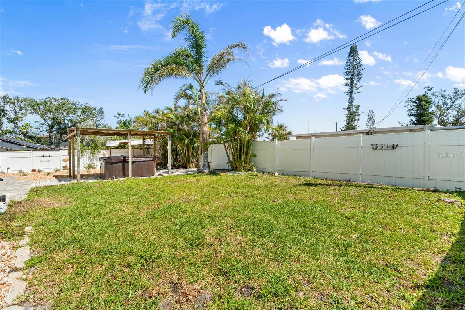 4717 LEMON BAY DR
