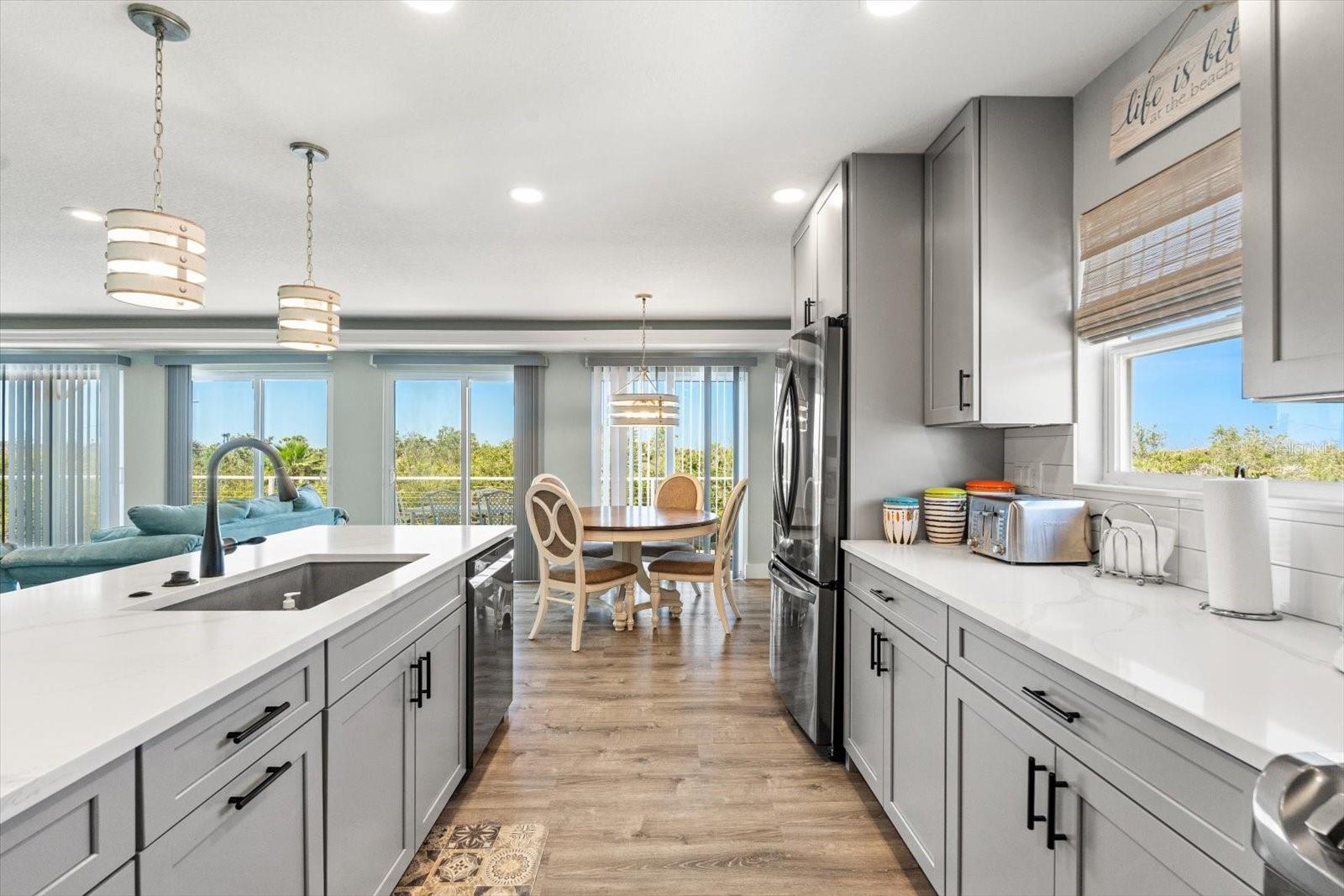 4717 LEMON BAY DR