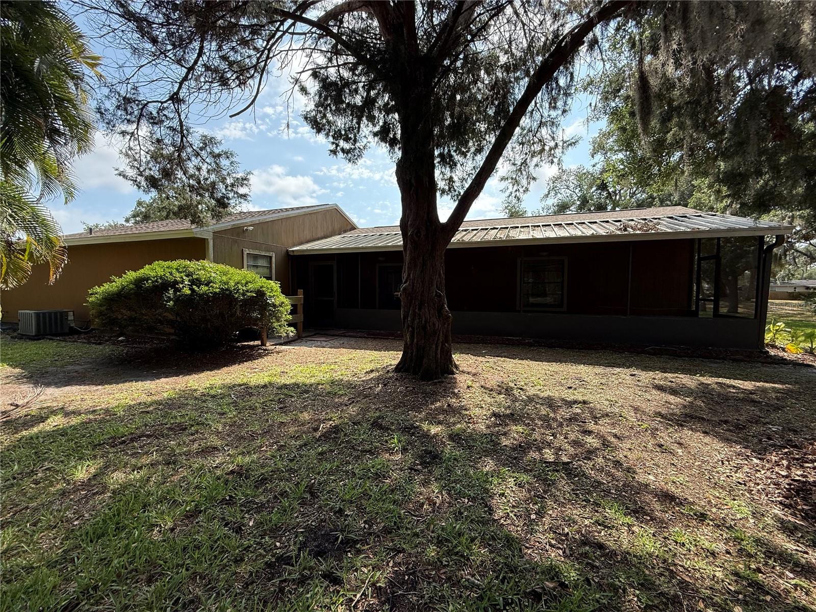 3957 BEARDED OAKS CT