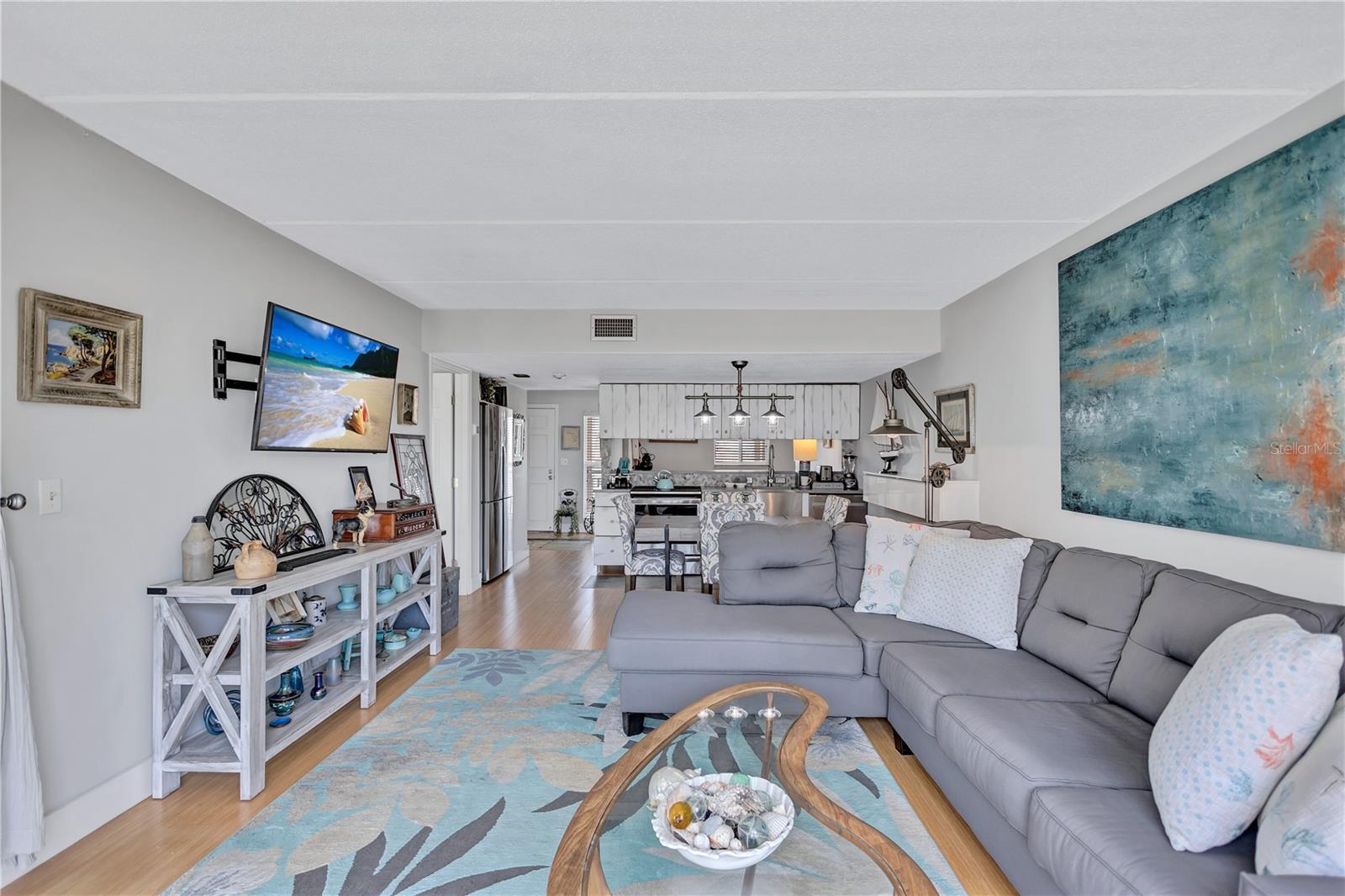 845 BENJAMIN FRANKLIN DR #302