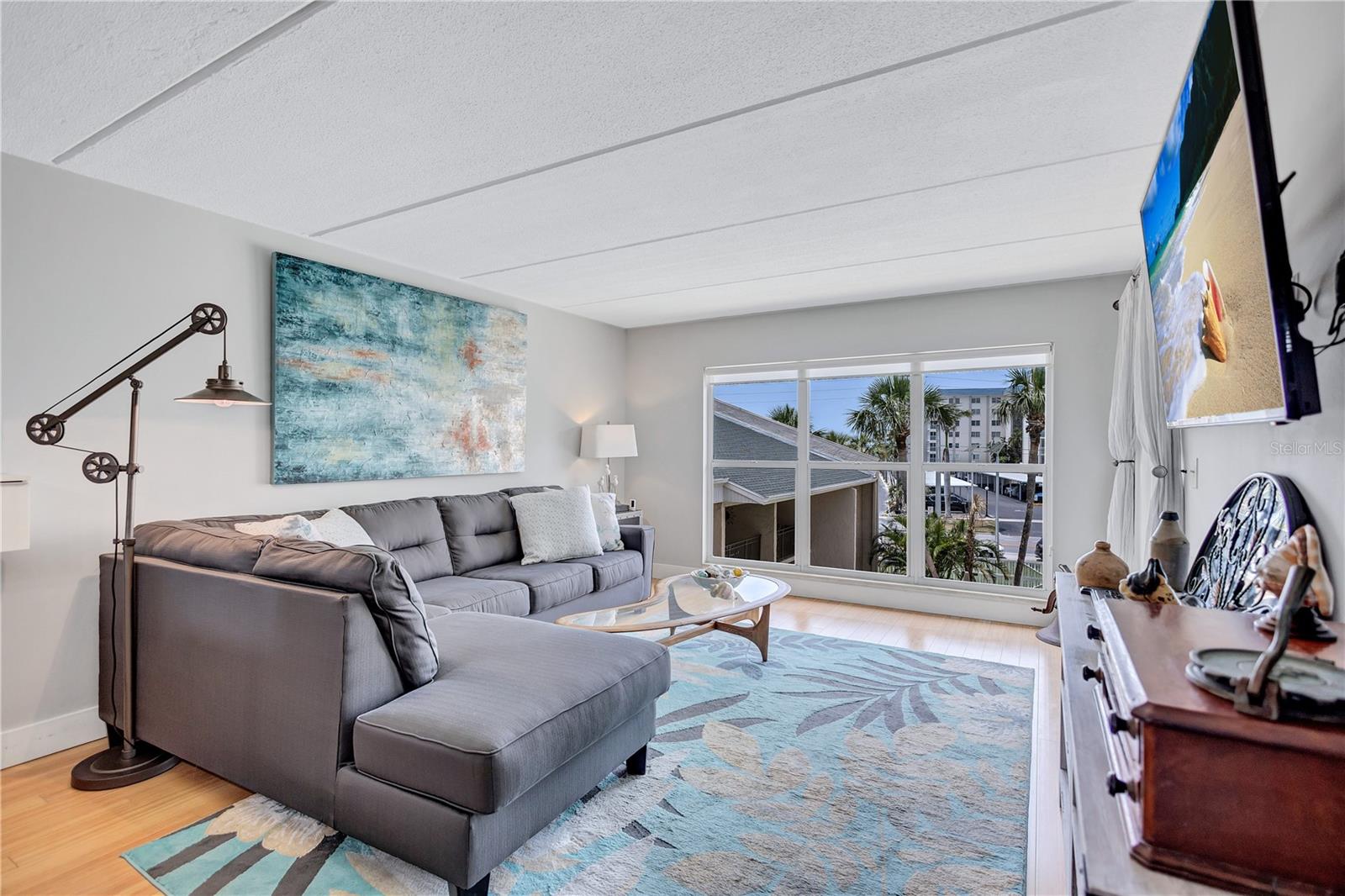 845 BENJAMIN FRANKLIN DR #302