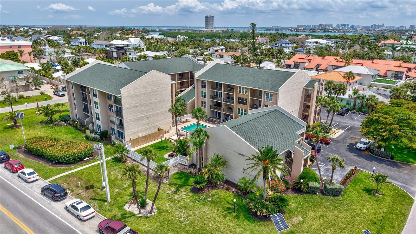 845 BENJAMIN FRANKLIN DR #302