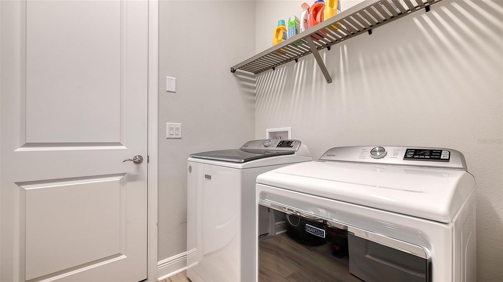 17811 ROOST PL