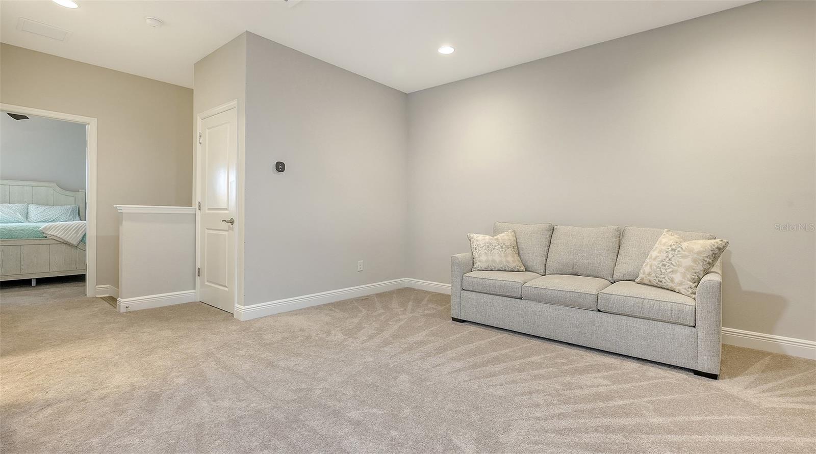 17811 ROOST PL