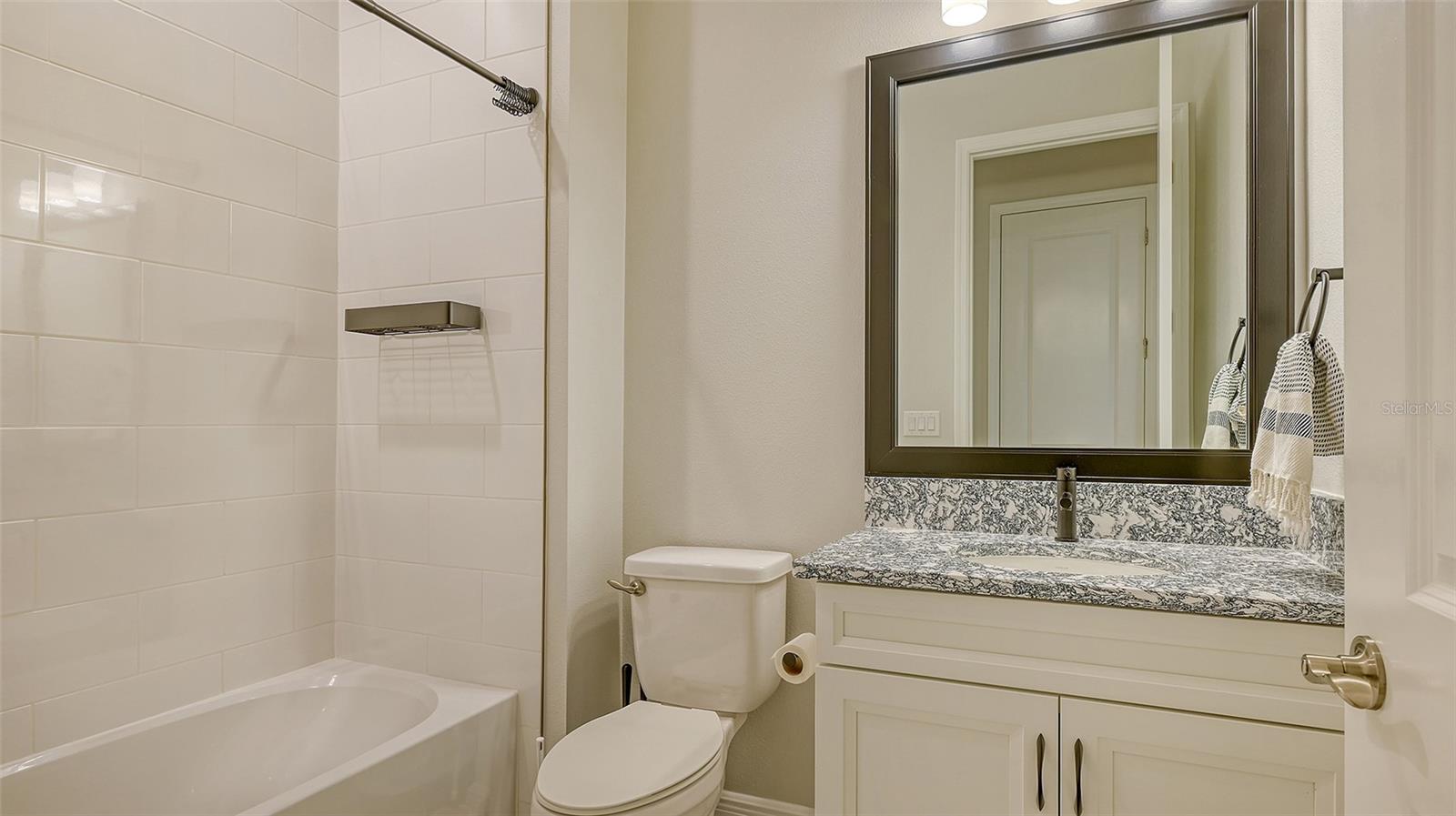 17811 ROOST PL