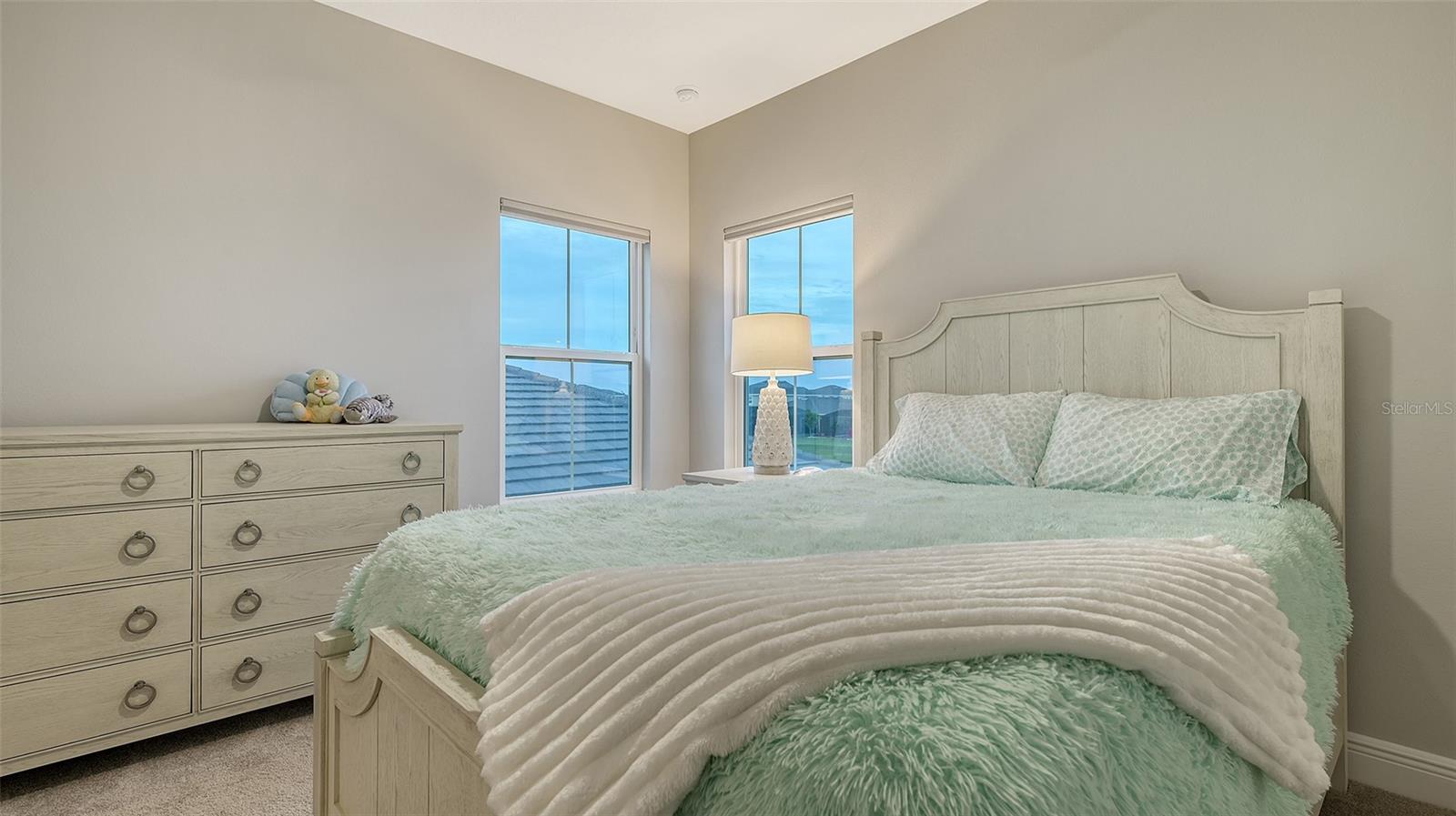 17811 ROOST PL