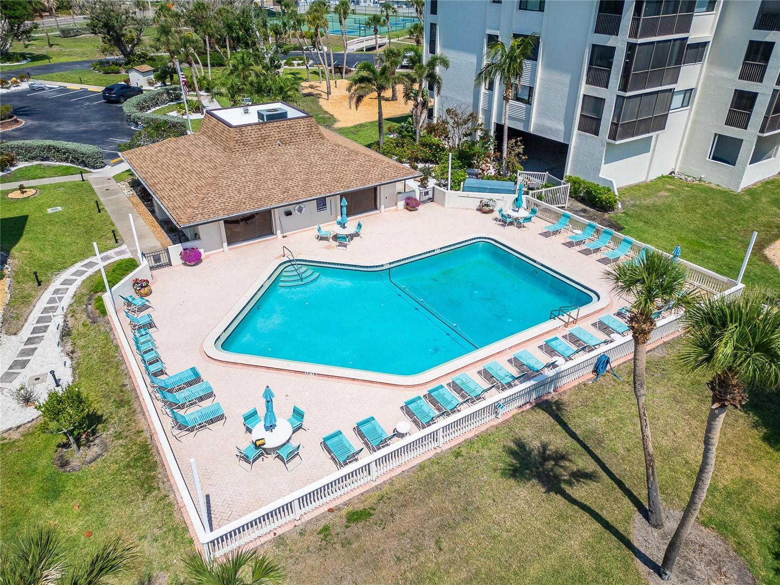 3540 GULF OF MEXICO DR #303