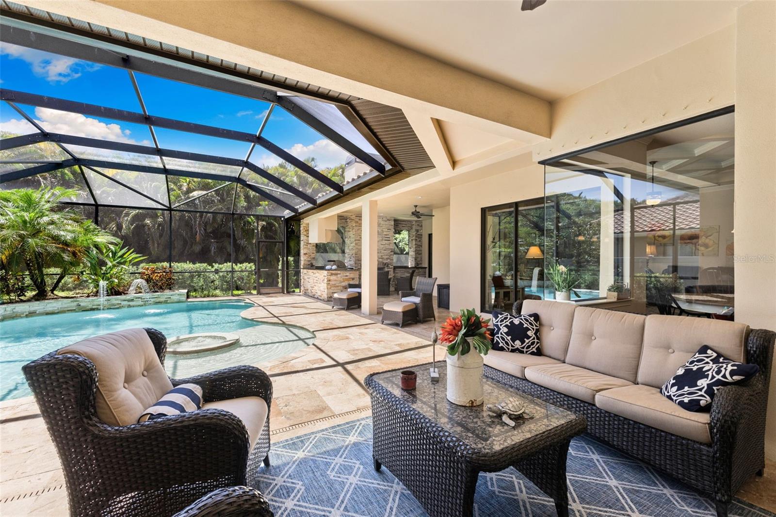 2152 MAJESTIC OAKS BLVD