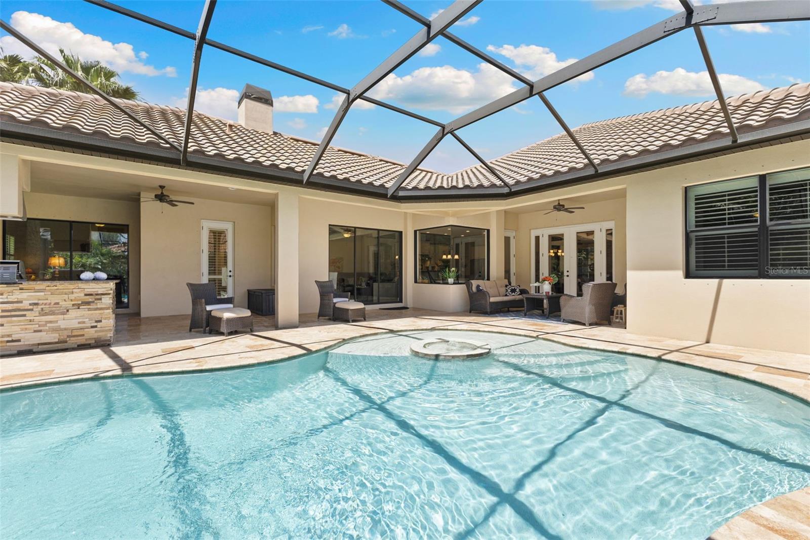 2152 MAJESTIC OAKS BLVD