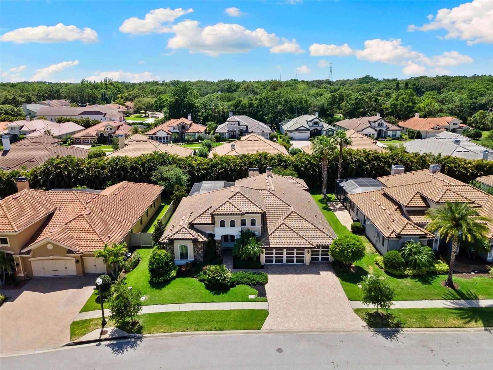 2152 MAJESTIC OAKS BLVD