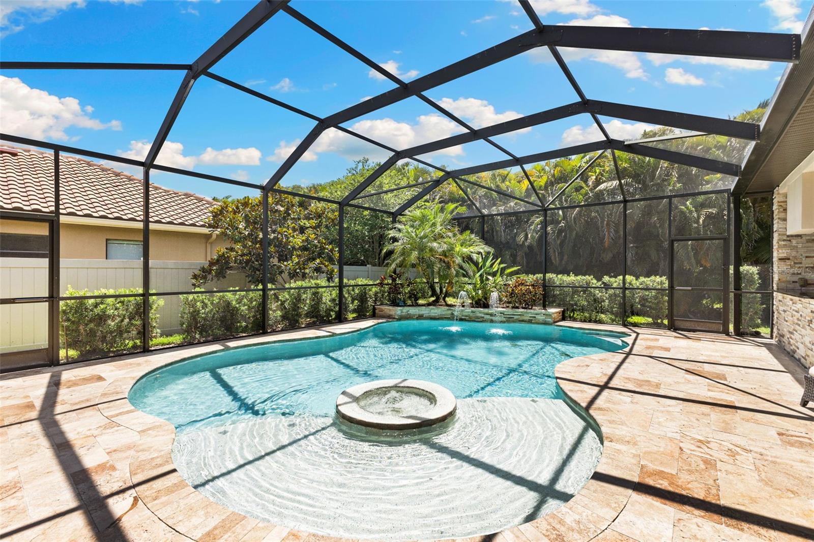 2152 MAJESTIC OAKS BLVD