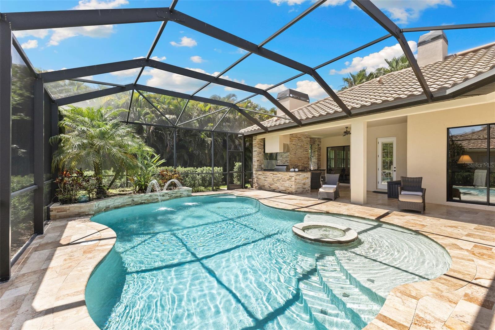 2152 MAJESTIC OAKS BLVD