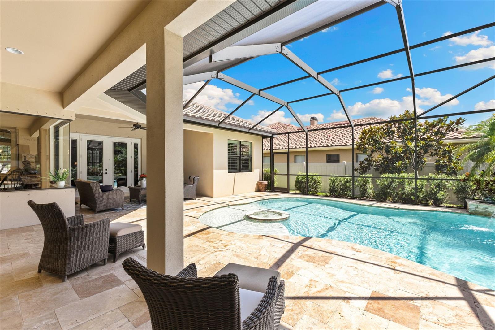 2152 MAJESTIC OAKS BLVD