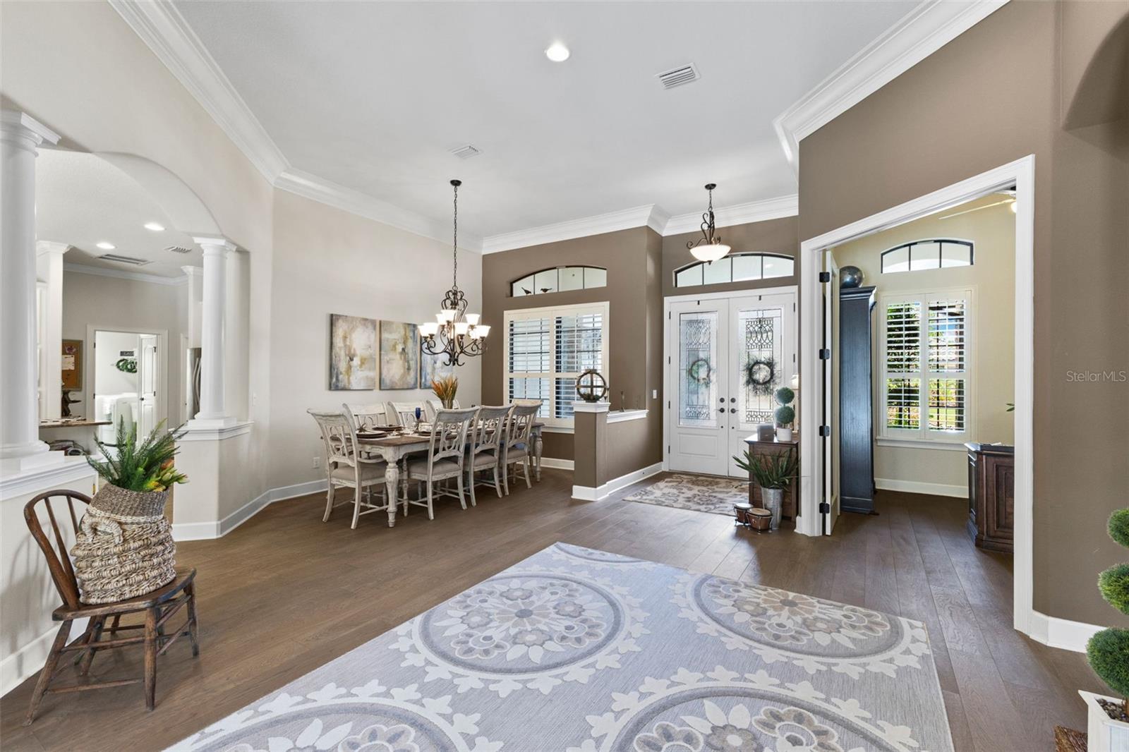 2152 MAJESTIC OAKS BLVD