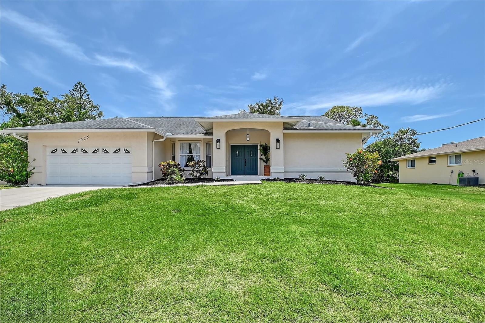 1626 RIDGEWOOD LN
