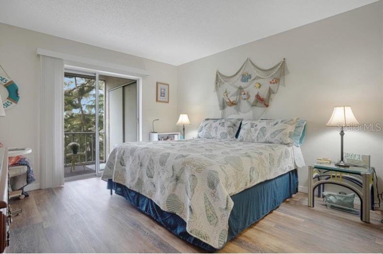 3622 LAKE BAYSHORE DR #K302