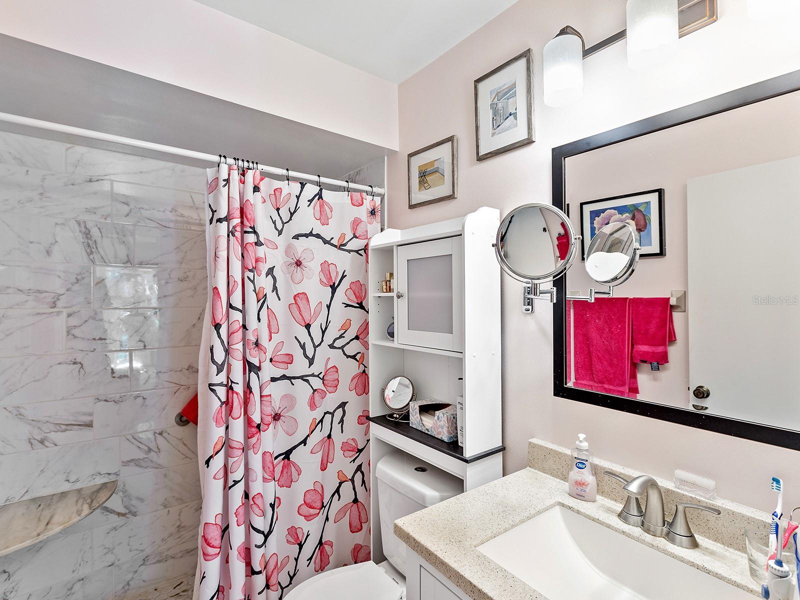 4869 VILLAGE GARDENS DR #189