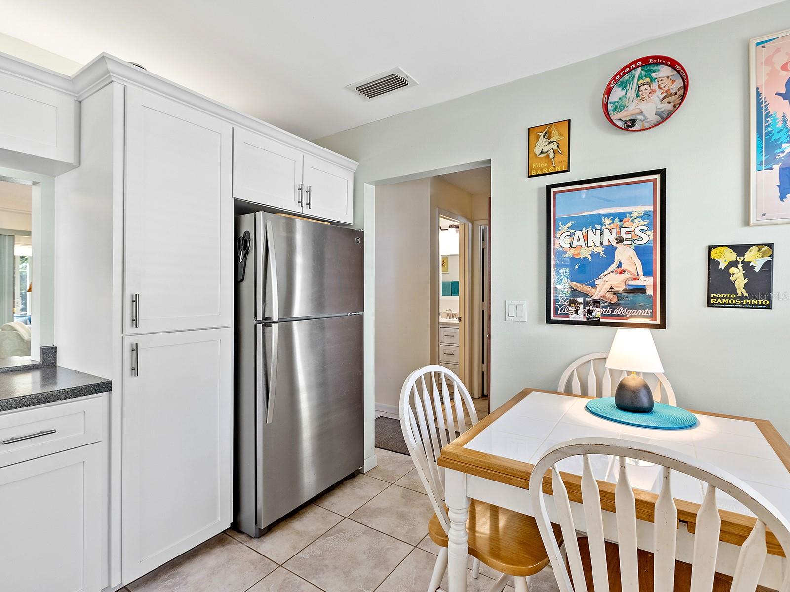 4869 VILLAGE GARDENS DR #189