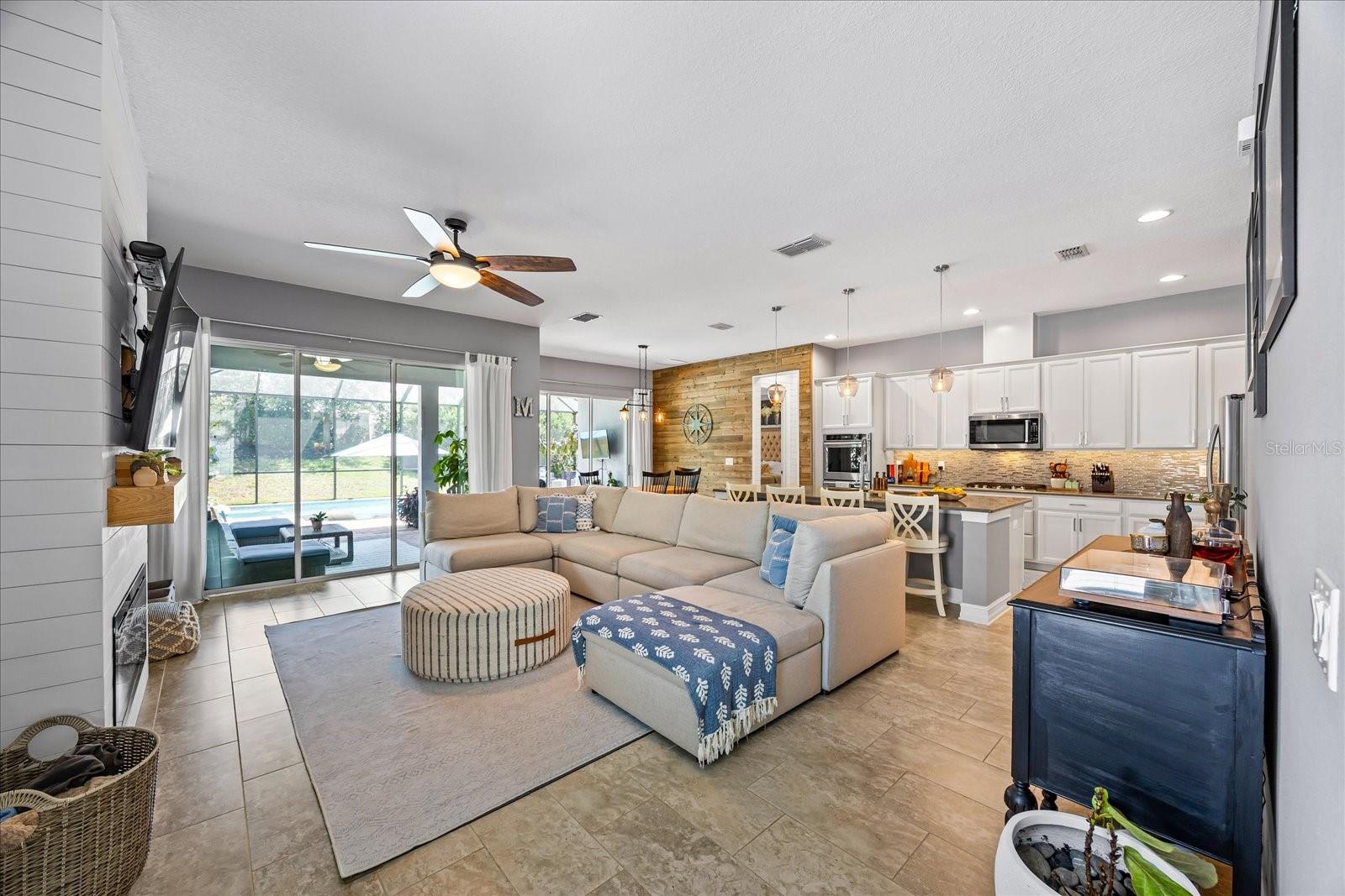 13819 AMERICAN PRAIRIE PL