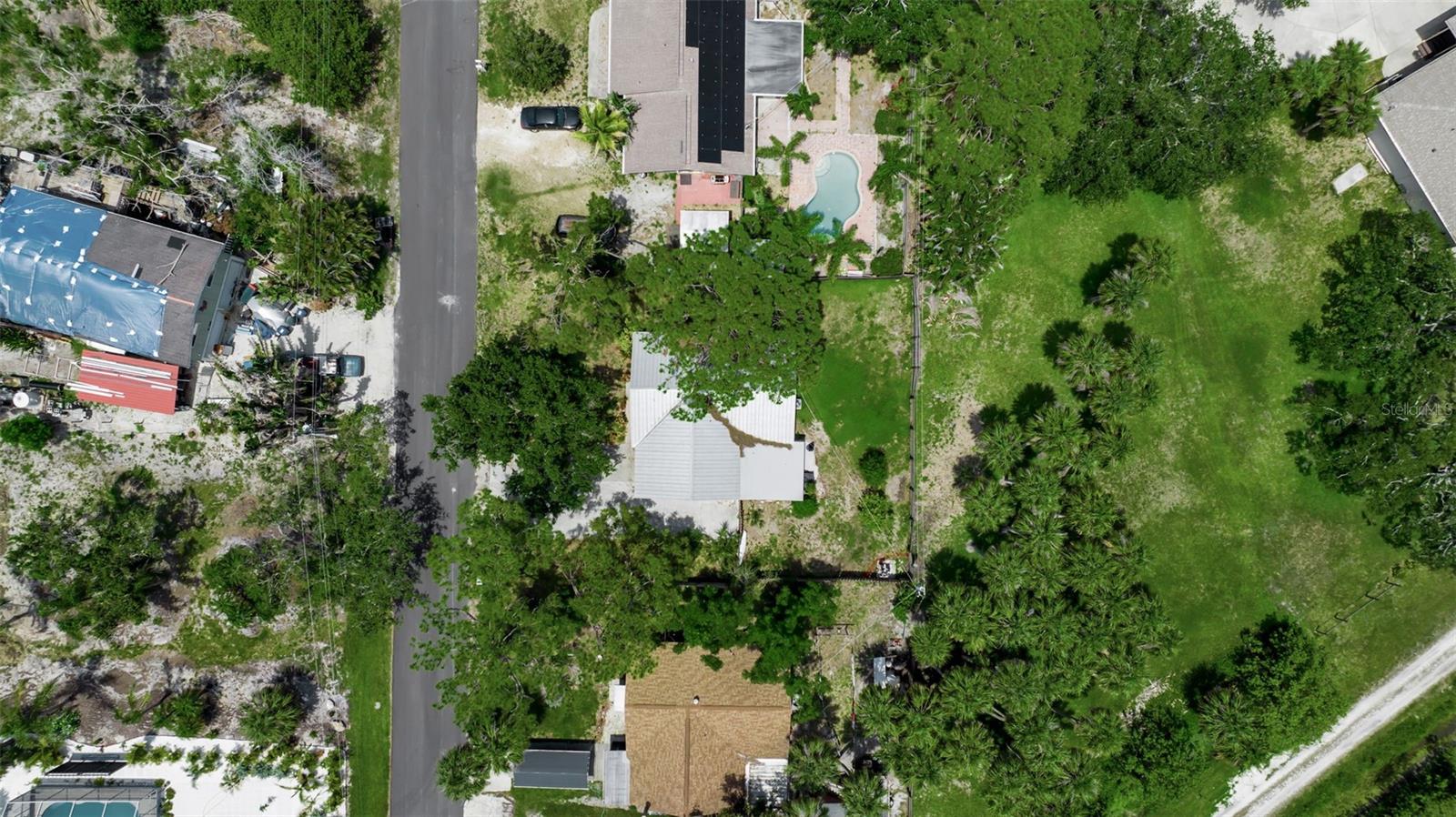 951 VARET RD