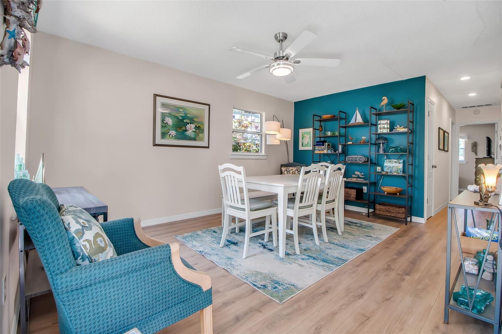 951 VARET RD