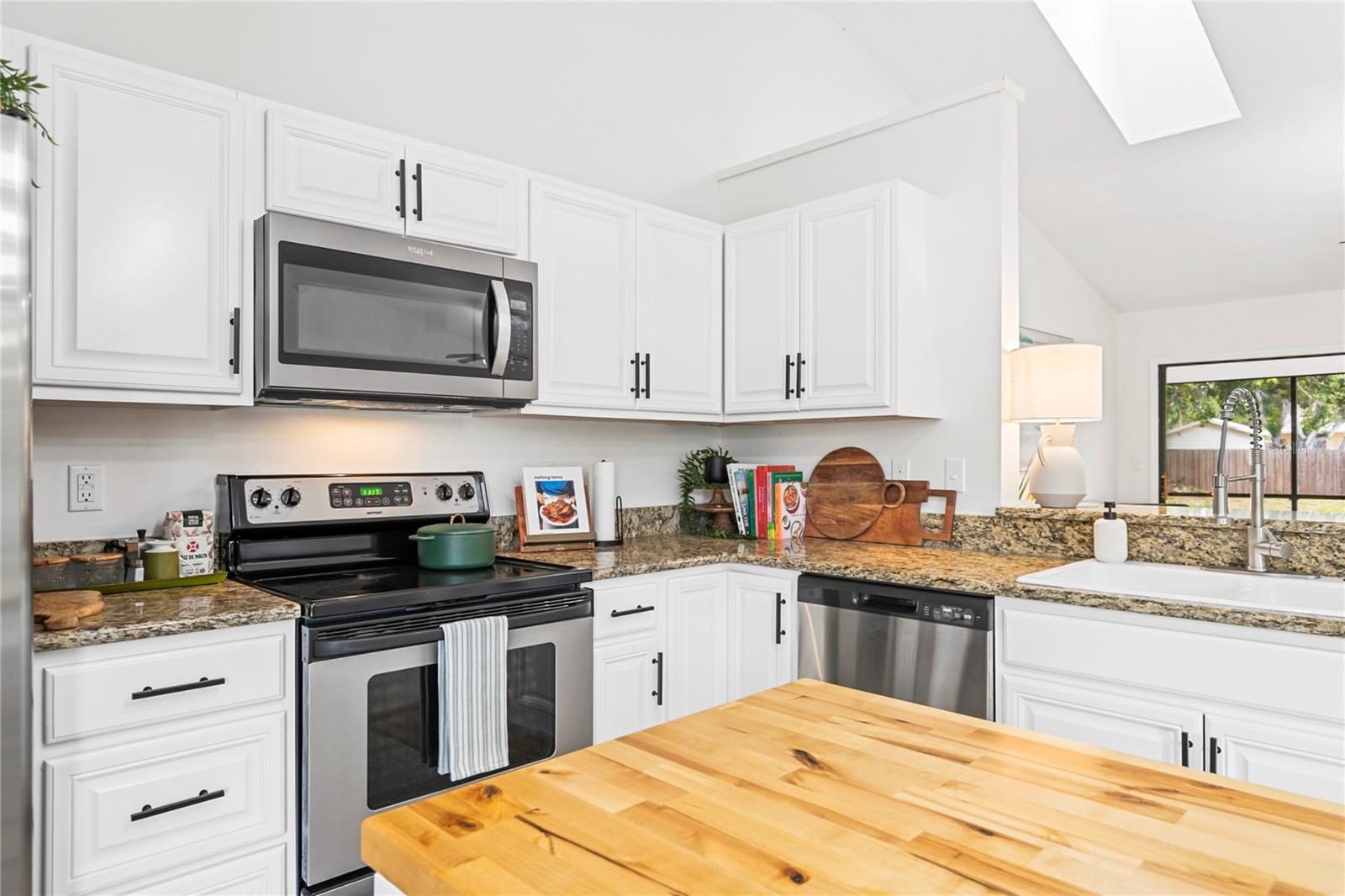 4253 PRAIRIE VIEW DR