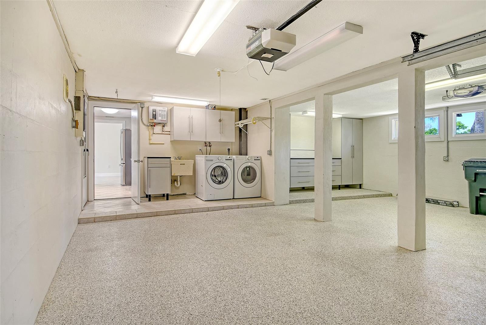 104 WHISPERING SANDS DR #V27