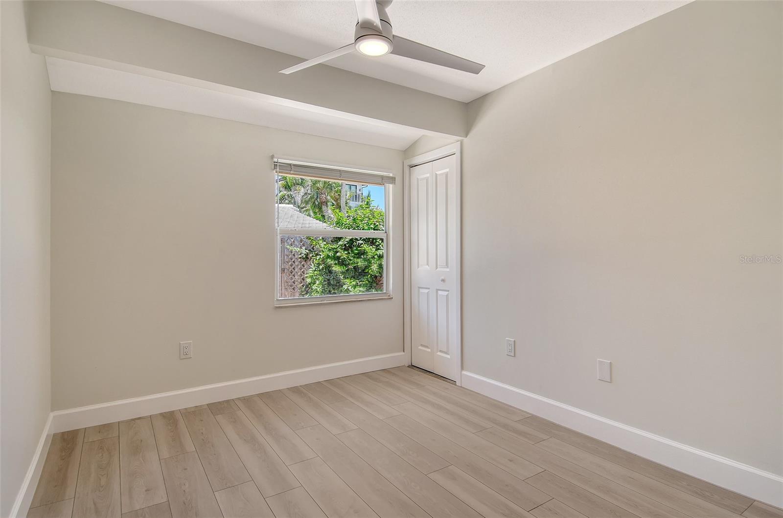 104 WHISPERING SANDS DR #V27