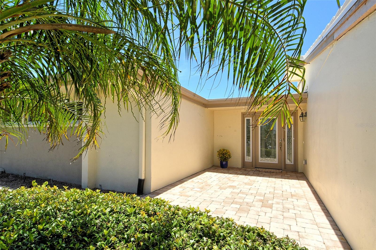 104 WHISPERING SANDS DR #V27