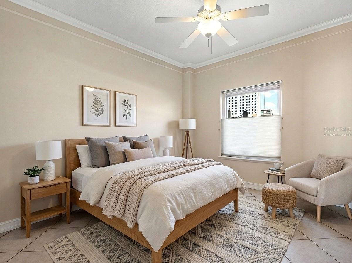 1233 N GULFSTREAM AVE #401