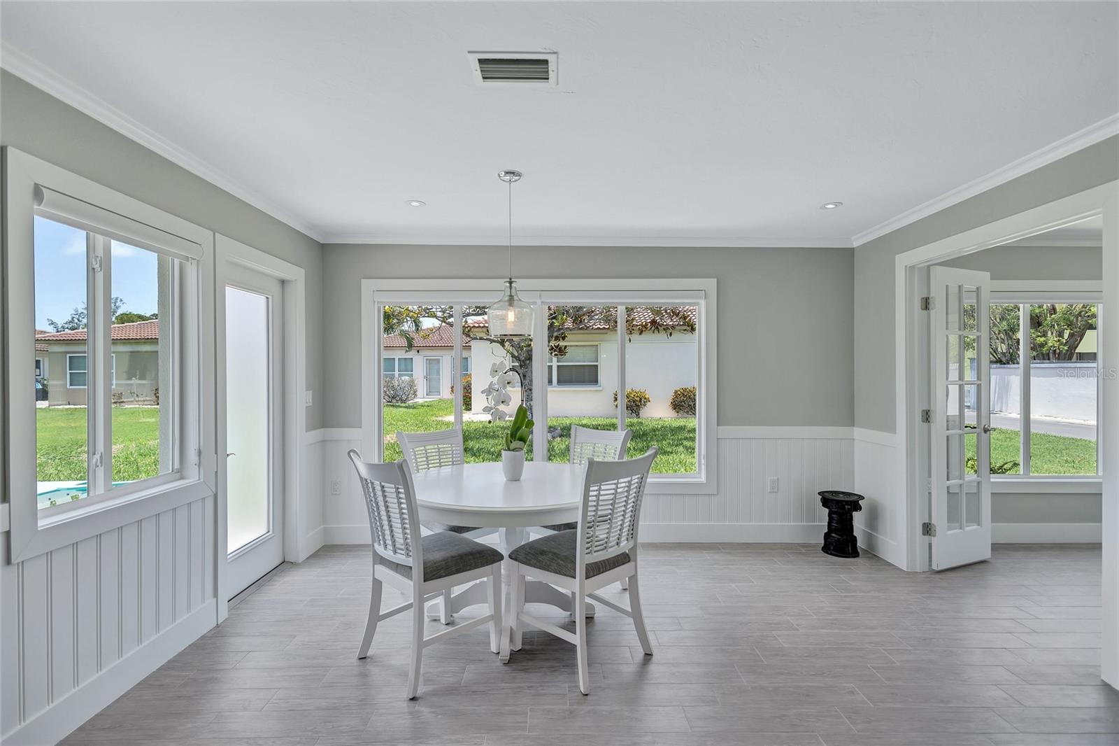 139 VISTA HERMOSA CIRCLE