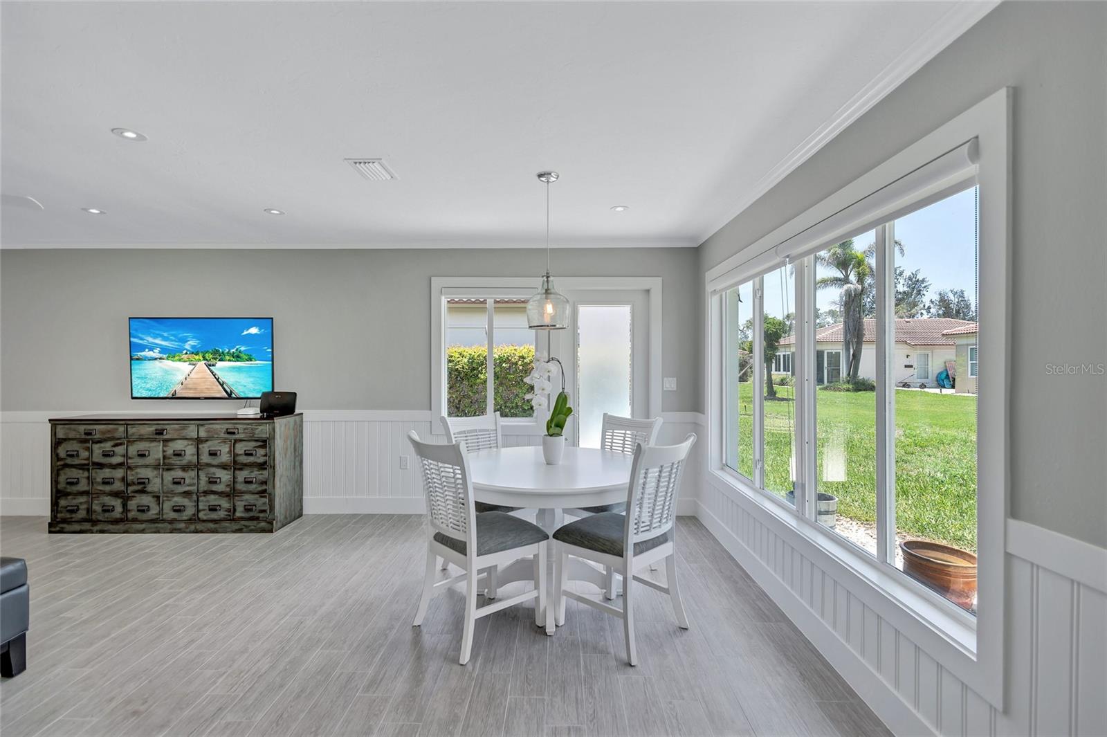 139 VISTA HERMOSA CIRCLE