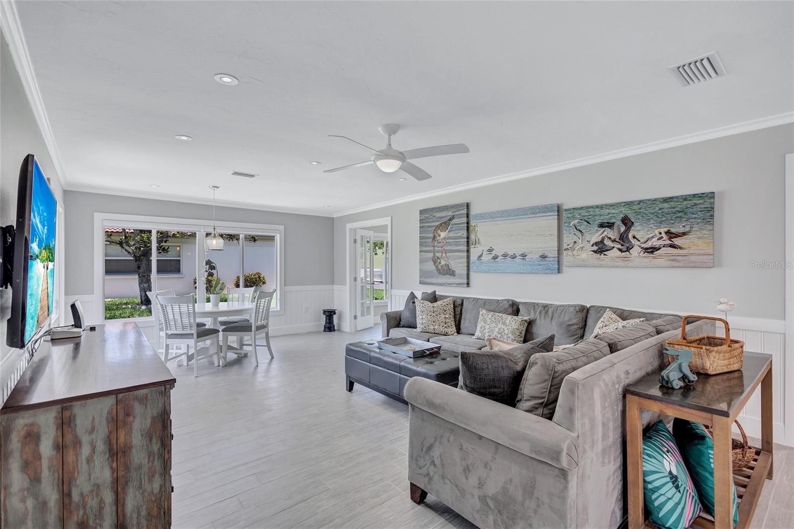 139 VISTA HERMOSA CIRCLE